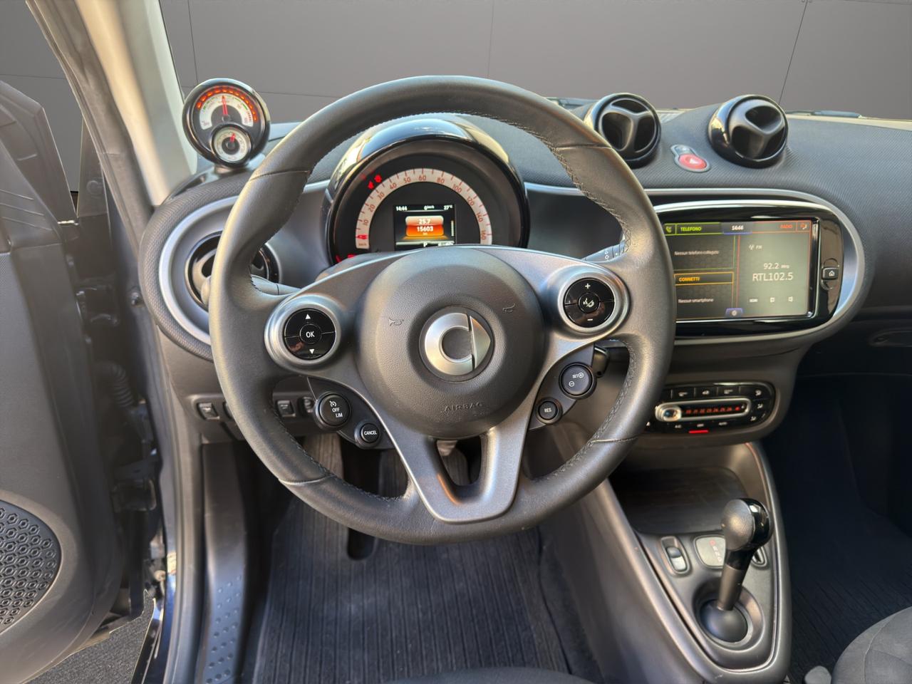 Smart fortwo EQ Passion - Unipro - Promo finanziamento - Cerchi in lega - Fari FULL LED - Tetto - Schermo