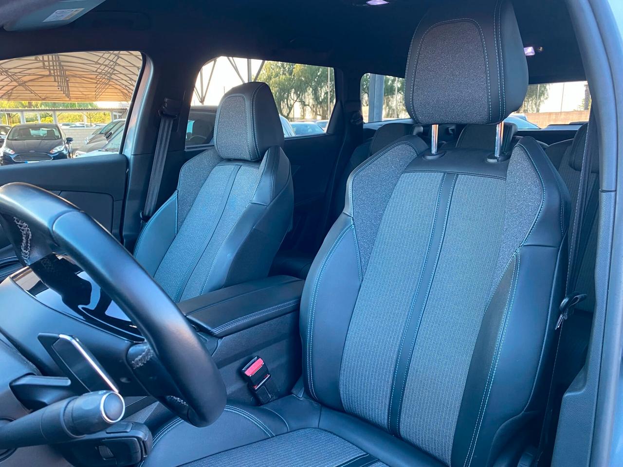 Peugeot 5008 BlueHDi 130 S&S EAT8 Allure Pack
