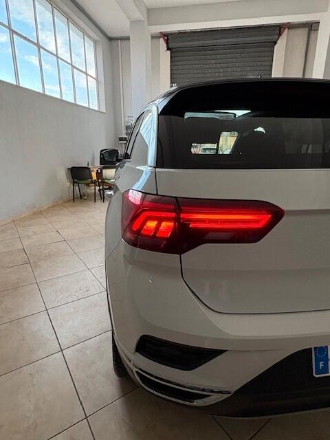 Volkswagen T-Roc 2.0 TDI SCR 150 CV DSG full optionals