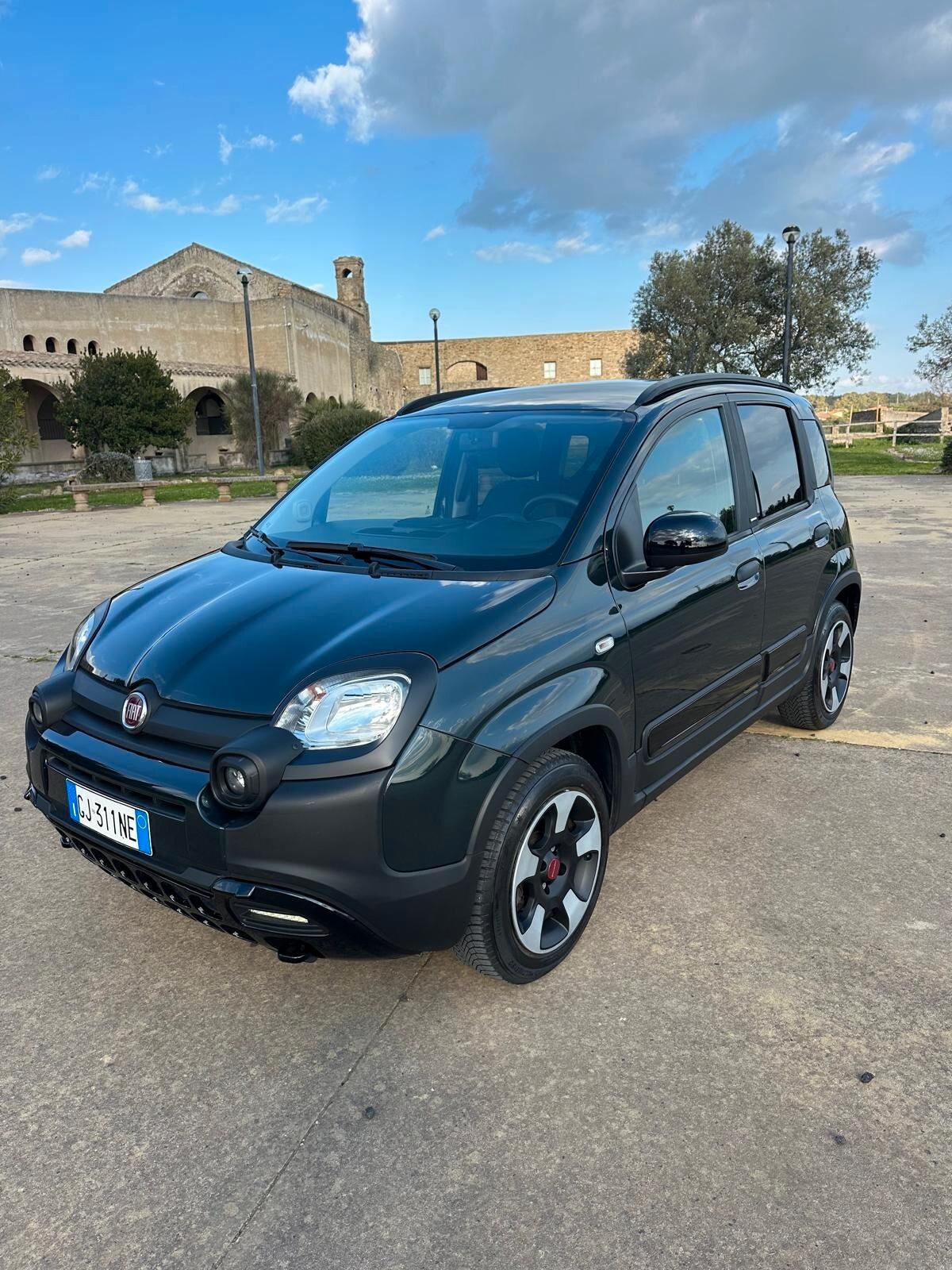 Fiat Panda 1.0 FireFly S&S Hybrid Garmin