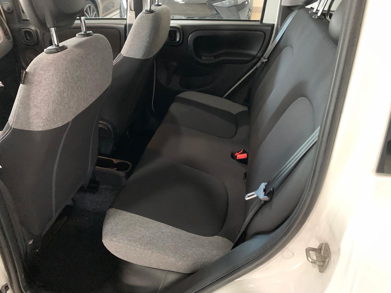 Fiat Panda 1.0 GSE S&S Hybrid Street Van 4 posti