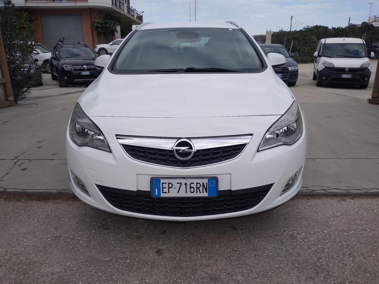 Opel Astra 1.7 CDTI 125CV Sports Tourer Cosmo