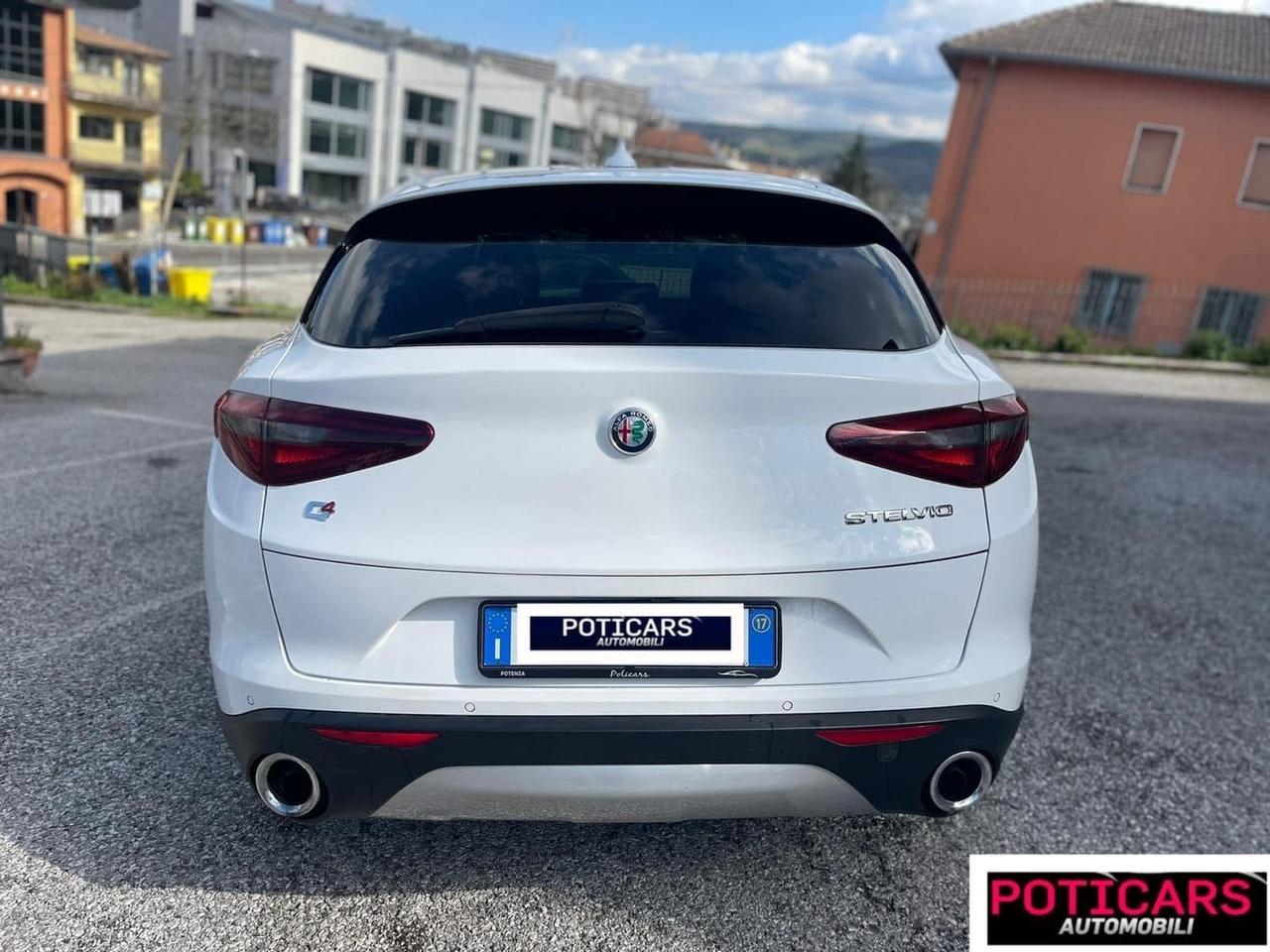 Alfa Romeo Stelvio 2.2 Turbodiesel 210 CV AT8 Q4 Executive