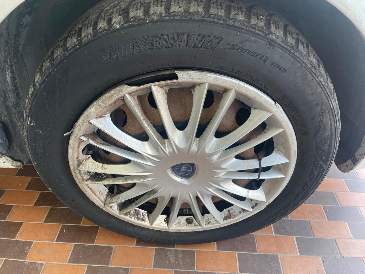 Lancia Ypsilon 1.4 Ecochic GPL
