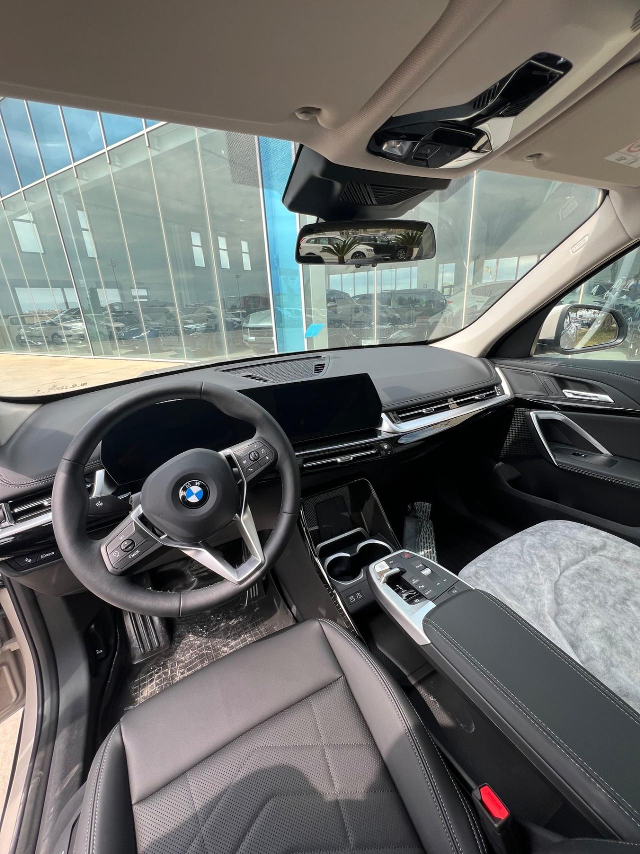 Bmw X1 sDrive 18d xLine possibilità noleggio no scoring