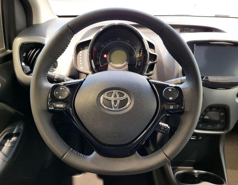 Toyota Aygo Aygo Connect 1.0 VVT-i 72 CV 5 porte x-fun