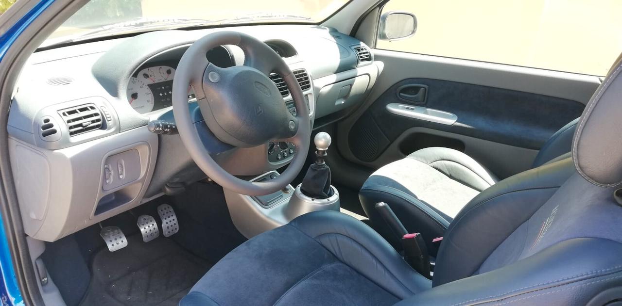 Renault Clio 3.0 V6 24V 3 porte Sport Fase 1