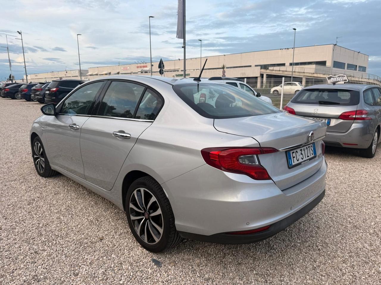 Fiat Tipo 1.6 Mjt 4 porte Opening Edition Plus