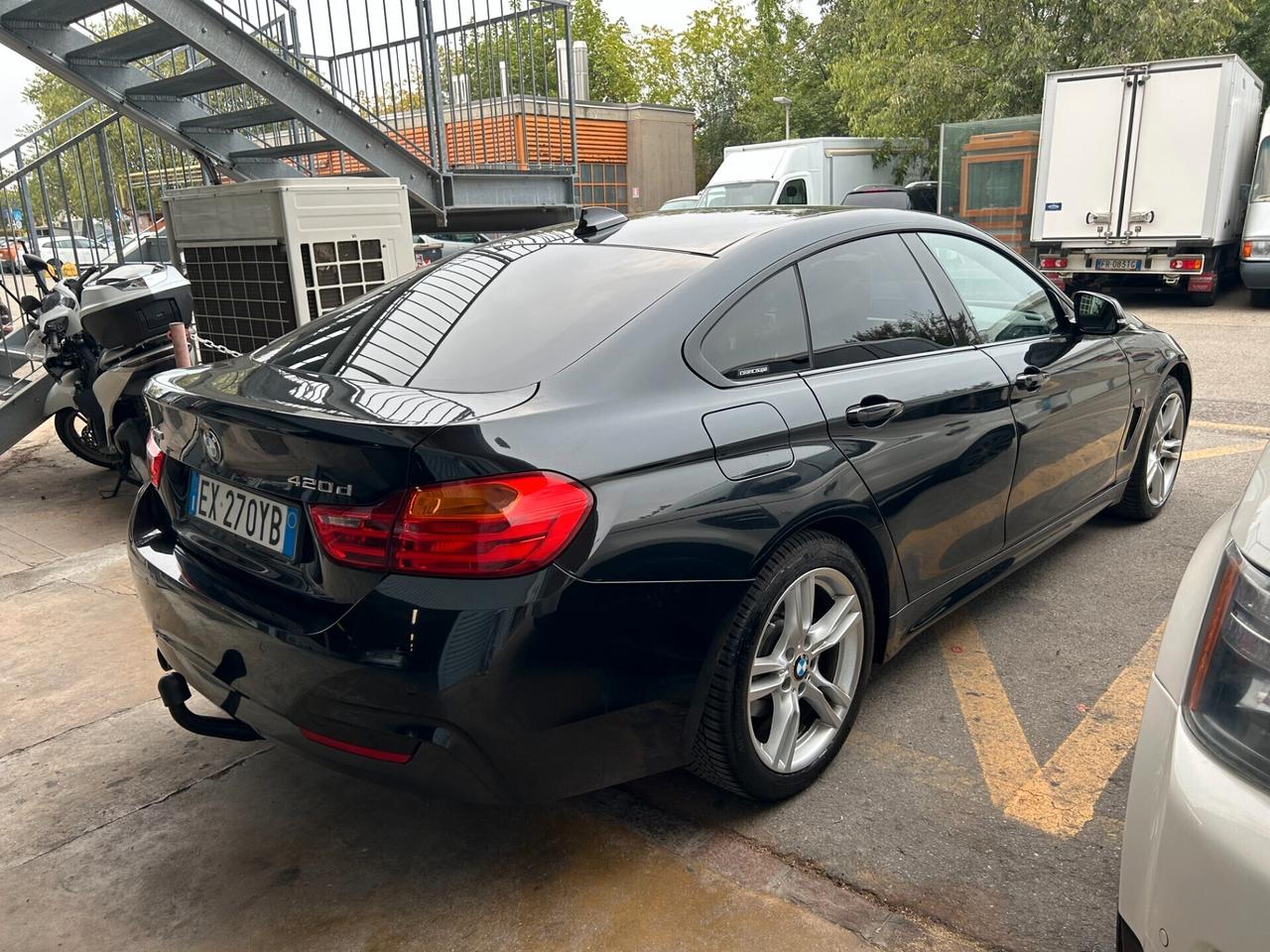 Bmw 420d xDrive Coupé Sport con gancio traino