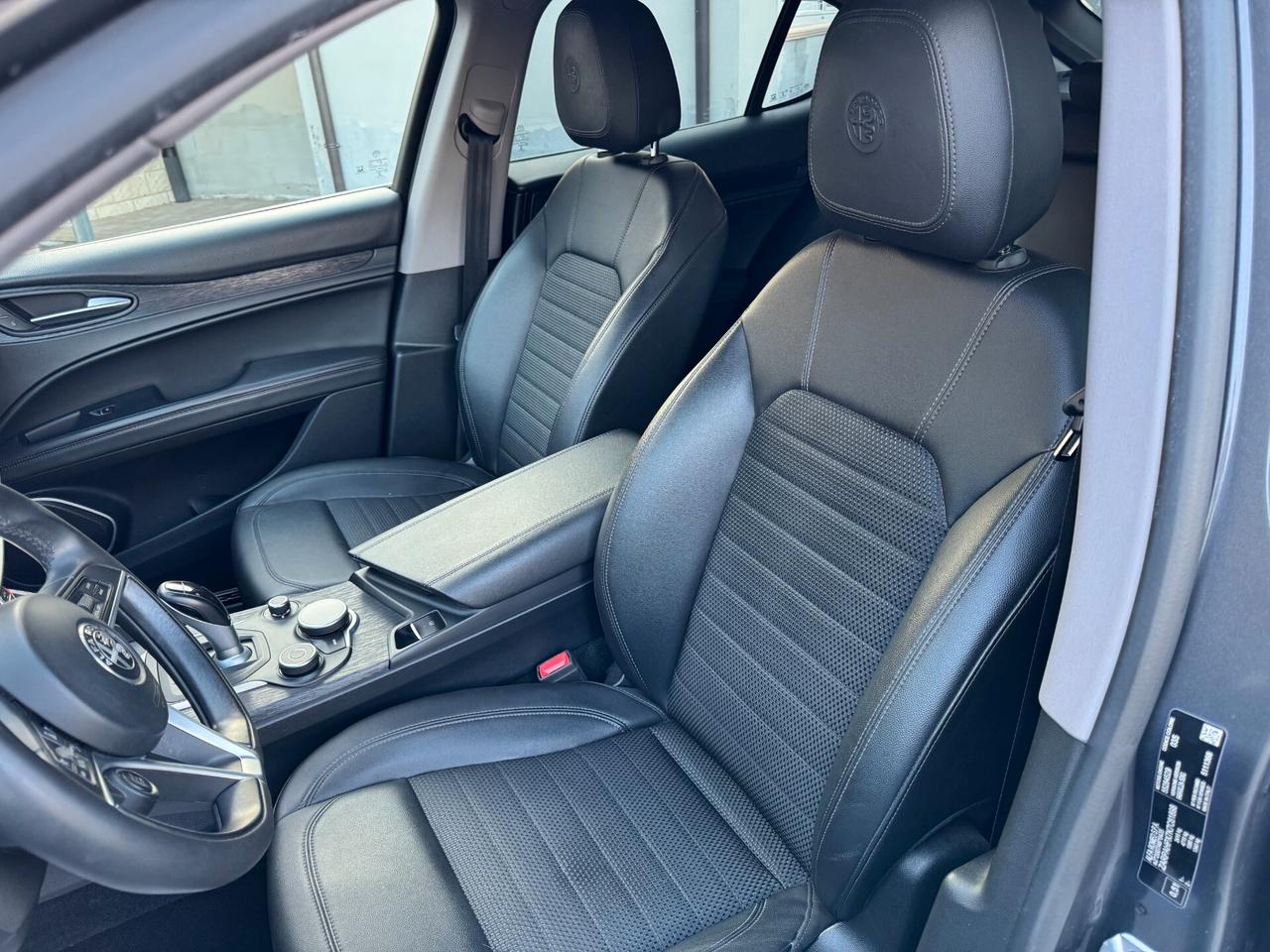 Alfa Romeo Stelvio 2.2 Turbodiesel 210 CV AT8 Q4 Super