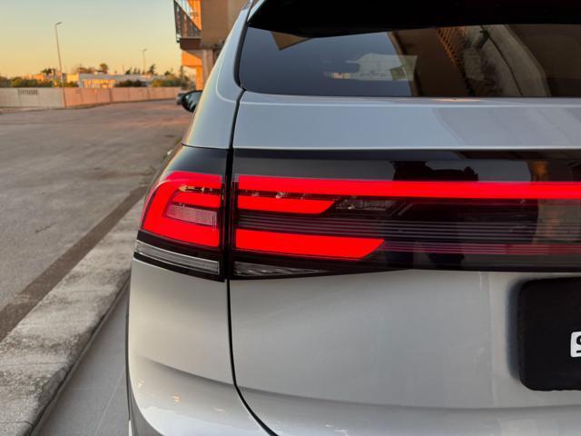 VOLKSWAGEN Taigo 1.0 TSI 110 CV DSG R-Line TETTO APR/PAN