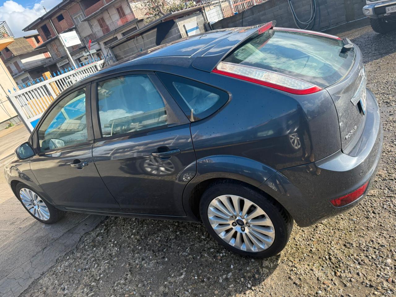 Ford Focus 1.6 TDCi (110CV) 5p. Tit. DPF