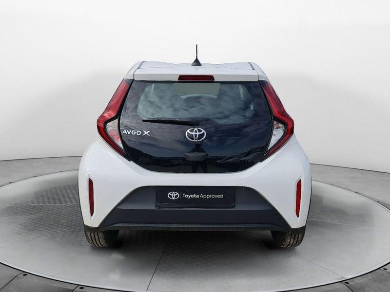 Toyota Aygo X 1.0B (72 CV) Active