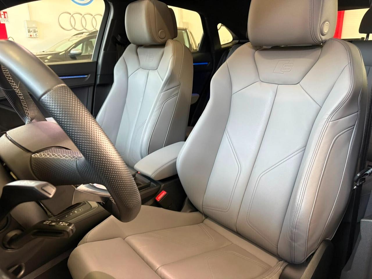 Audi Q3 SPB 40 TDI quattro Identity Black S line Edition