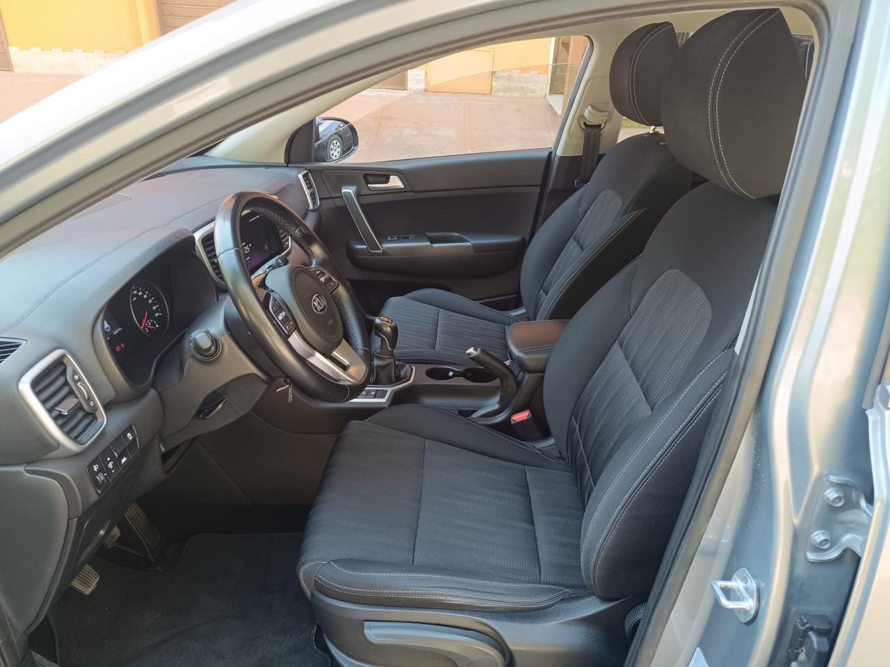 Kia Sportage 1.6 CRDI 115 CV 2WD Mild Hybrid Business Class