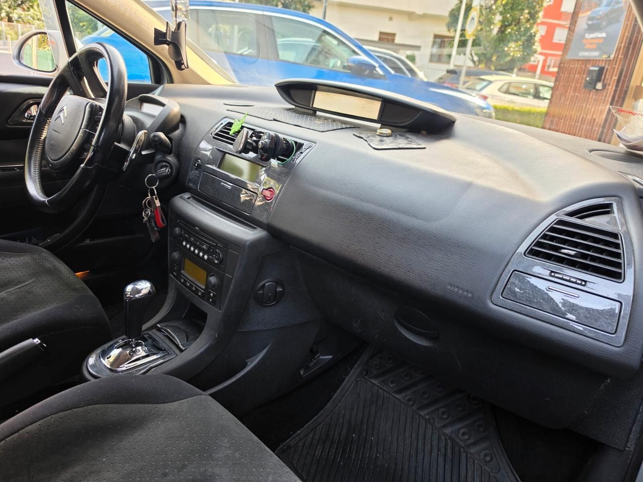 Citroen C4 1.6 HDi 110CV FAP Exclusive