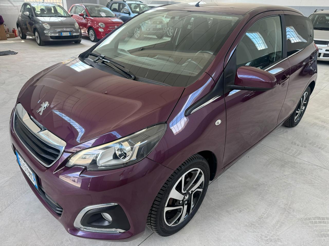 Peugeot 108 PureTech 82 5 porte Allure
