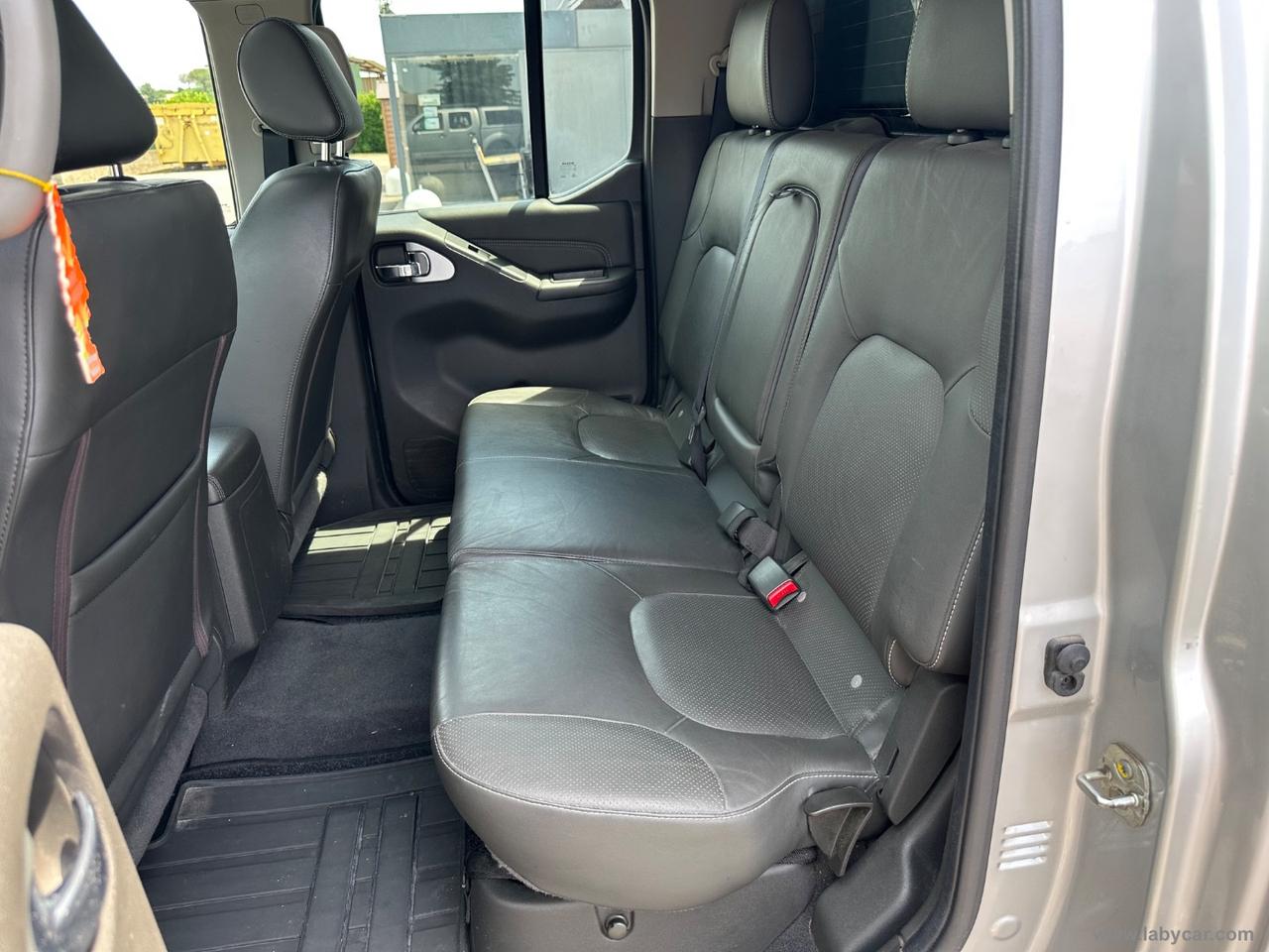 NISSAN Navara 3.0 dCi 4p. Double Cab LE V6