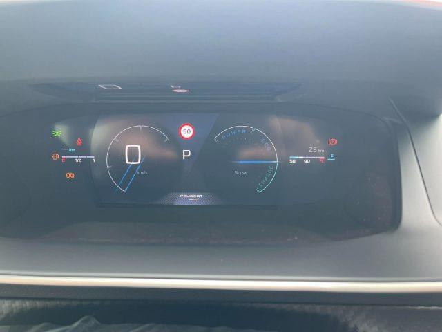 PEUGEOT 2008 Hybrid 145 e-DCS6 GT