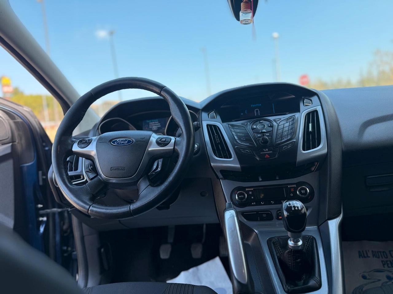 FORD FOCUS 1.6 TITANIUM 2012 12 MESI DI GARANZIA