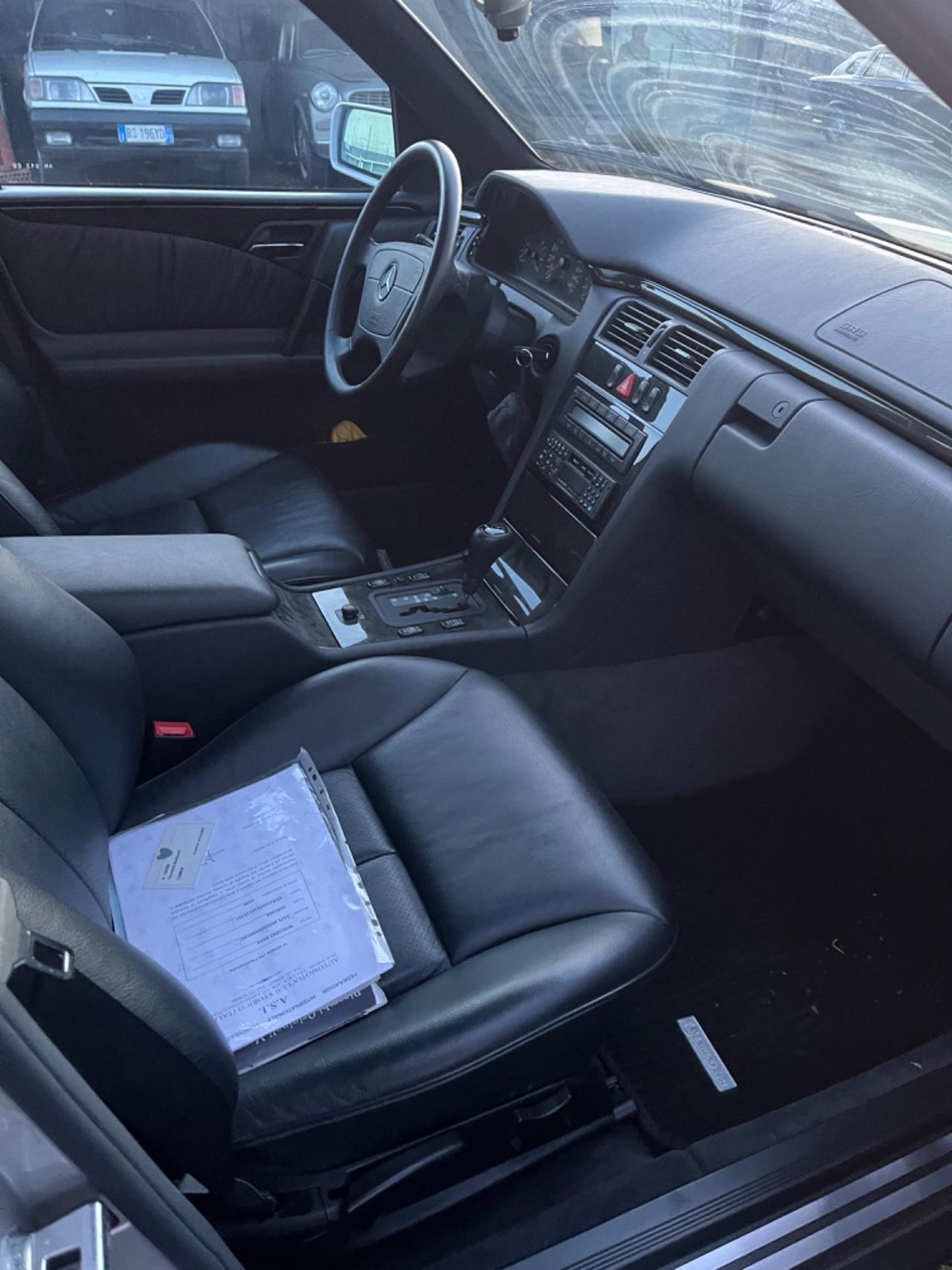 Mercedes-benz E 320 230 cat Avantgarde