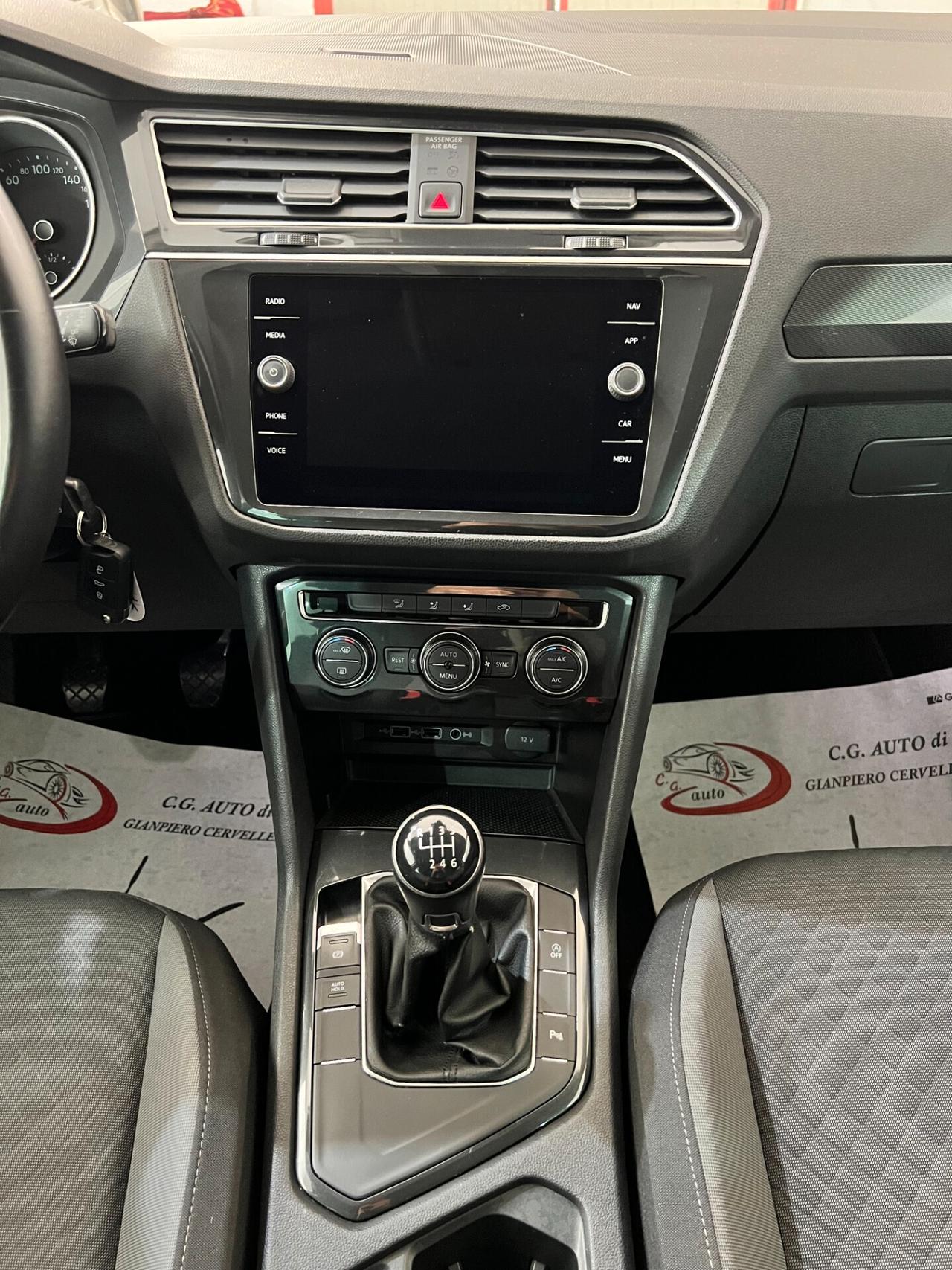 Volkswagen Tiguan 1.6 116 CV - Business BlueMotion Technology - 2019