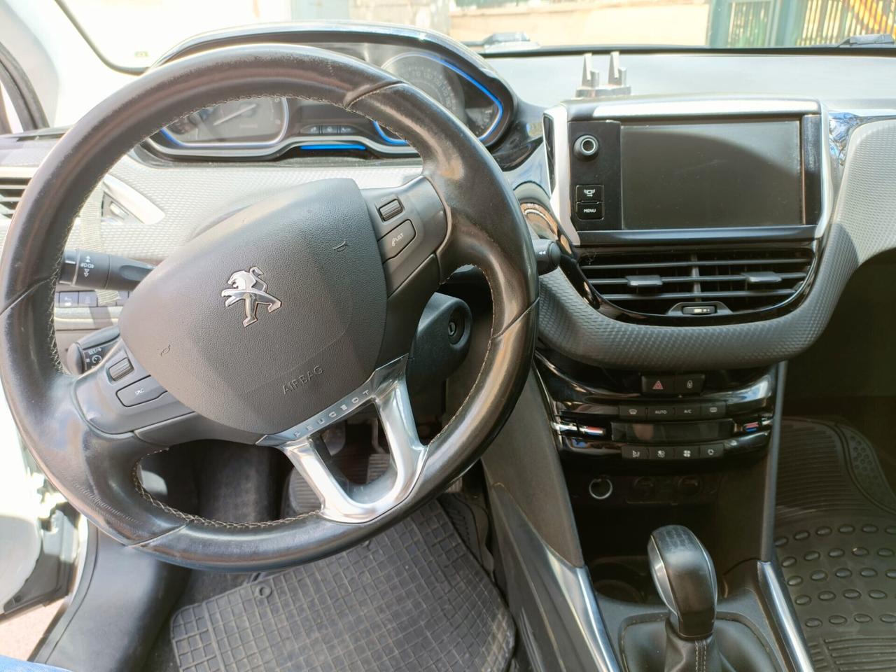 Peugeot 2008 1.6 e-HDi 92 CV Stop&Start Allure