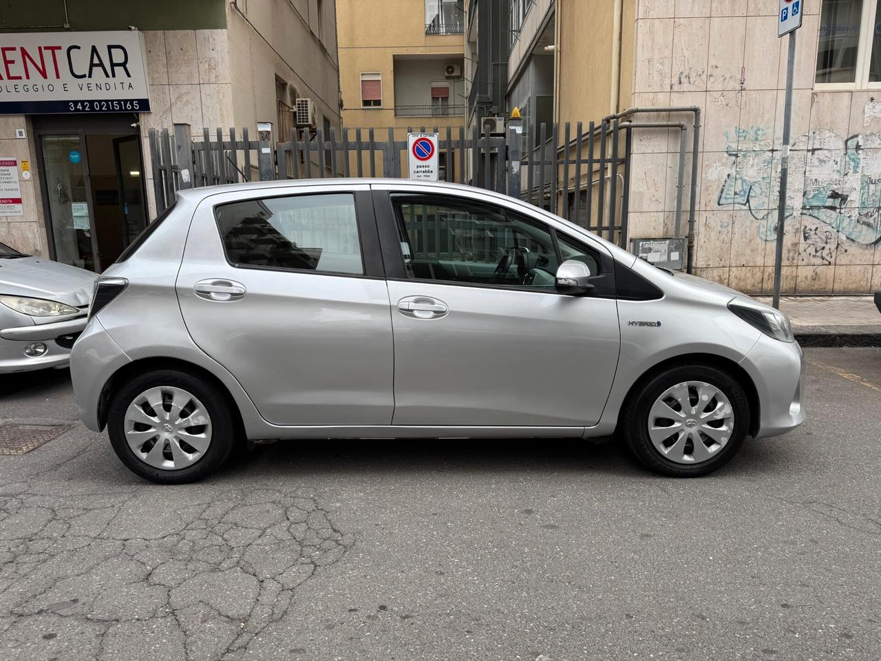 Toyota Yaris 1.5 Hybrid 5 porte Lounge