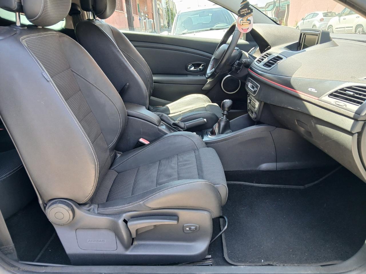 RENAULT Mégane Coupé 1.5 dCi 110 CV S&S GT Line