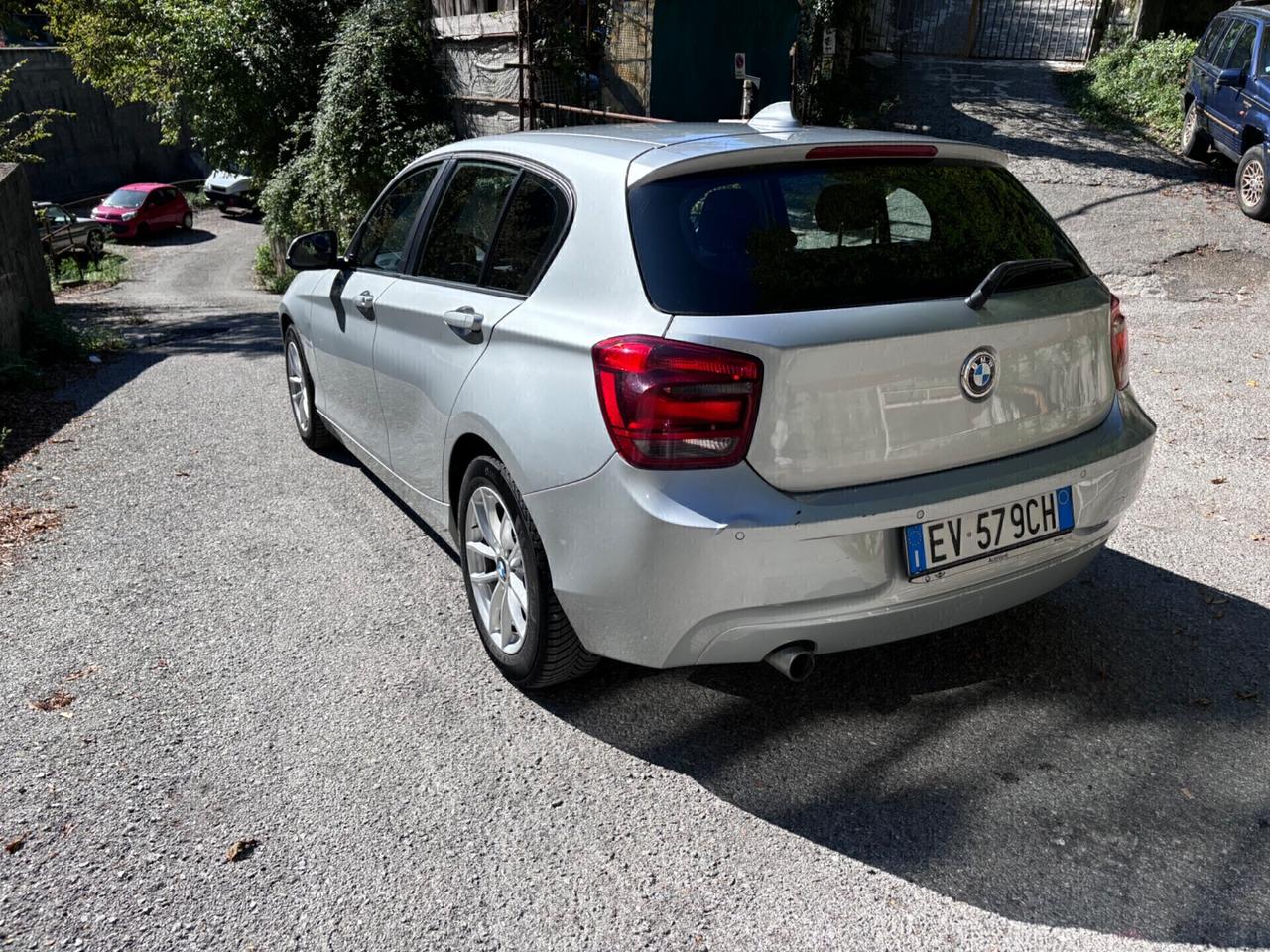 Bmw 116 116d 5p. Urban AUTOMATICO