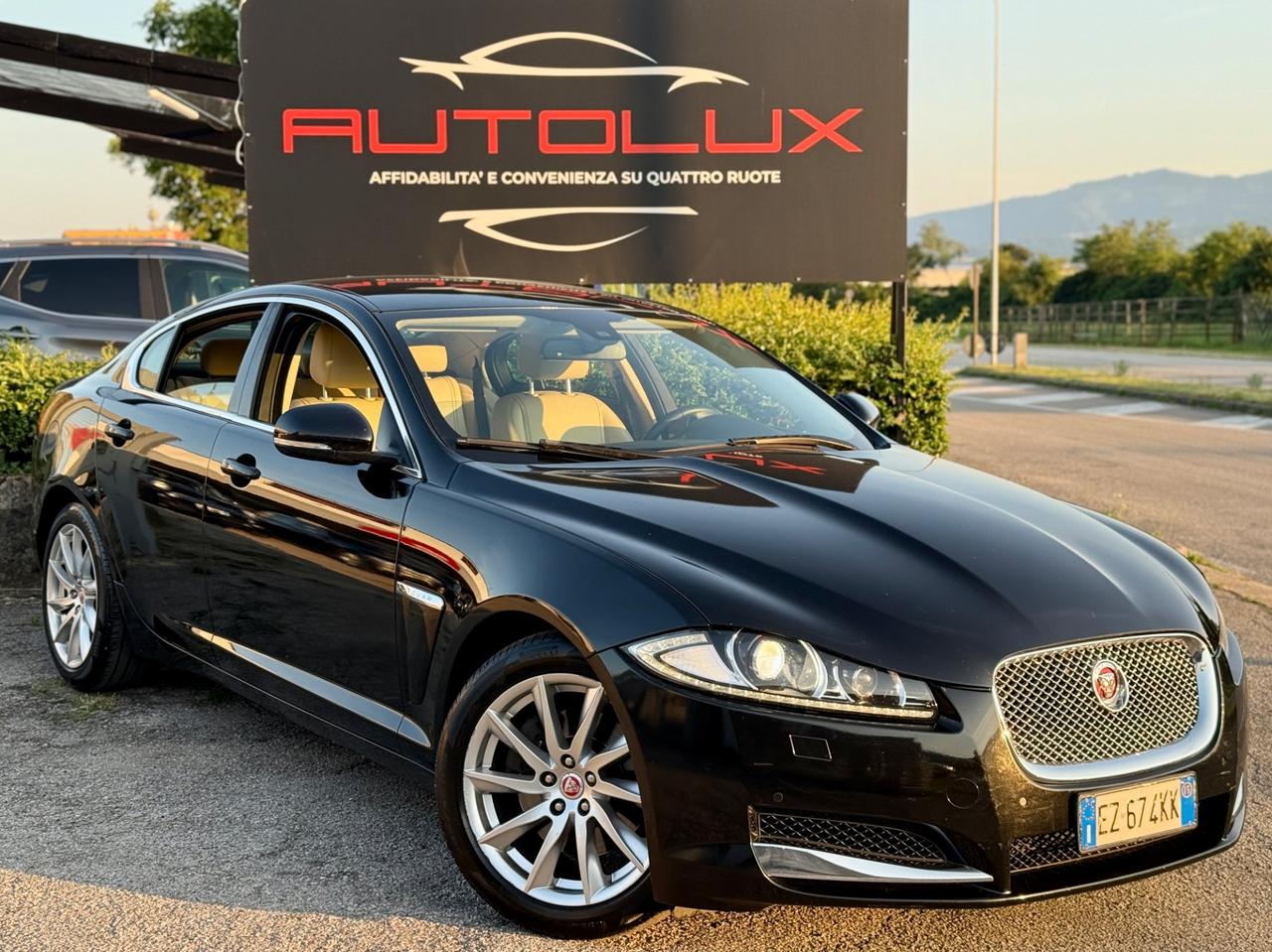 JAGUAR XF 3.0 D V6 240CV Portfolio - 2015