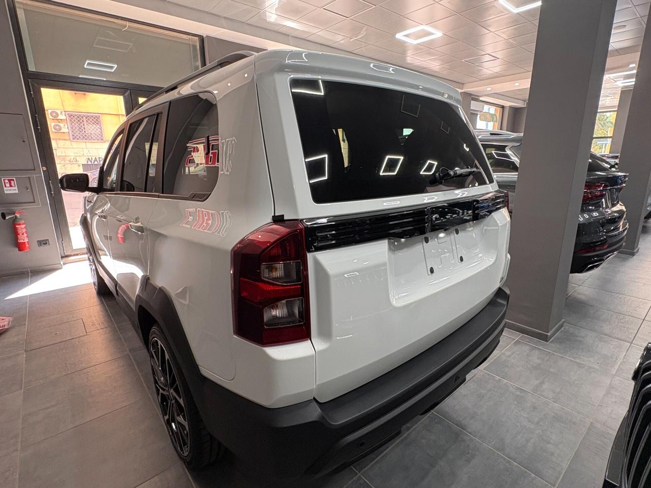 Cirelli 1 1.5 GPL di serie Premium 110cv 7 Posti - Cerchio 20'' - NUOVA
