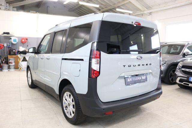 FORD Tourneo Courier 1.0 EcoBoost Powershift Titanium
