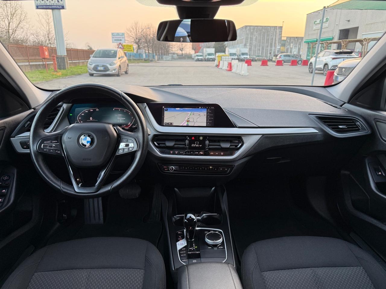 Bmw 116d 5p. Automatico Business Advantage