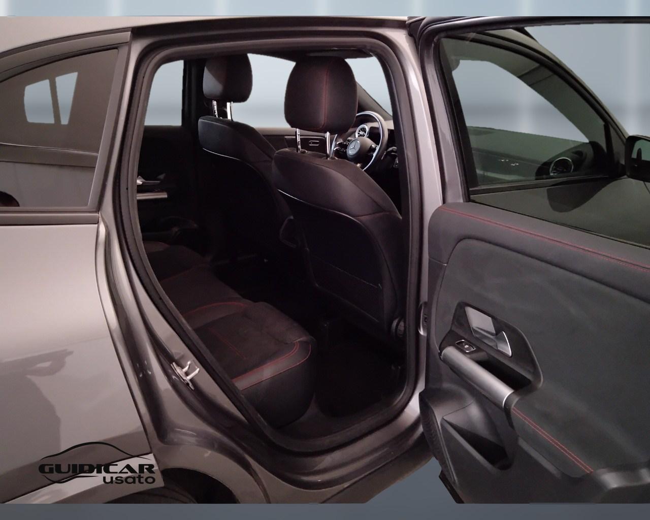 Mercedes-Benz GLA-H247 2023 - GLA 200 d AMG Line Premium 4matic auto