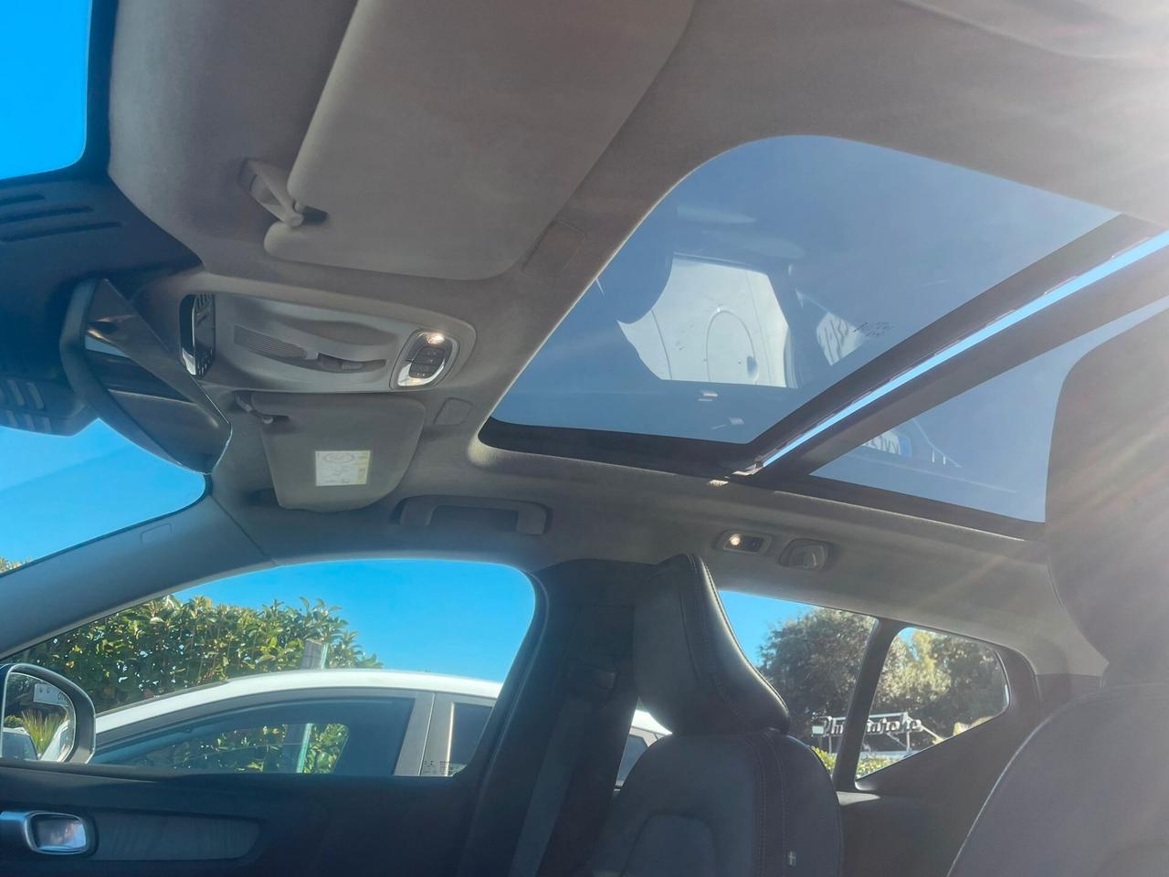 Volvo XC 40 Recharge Plug-in Hybrid AWD Inscription