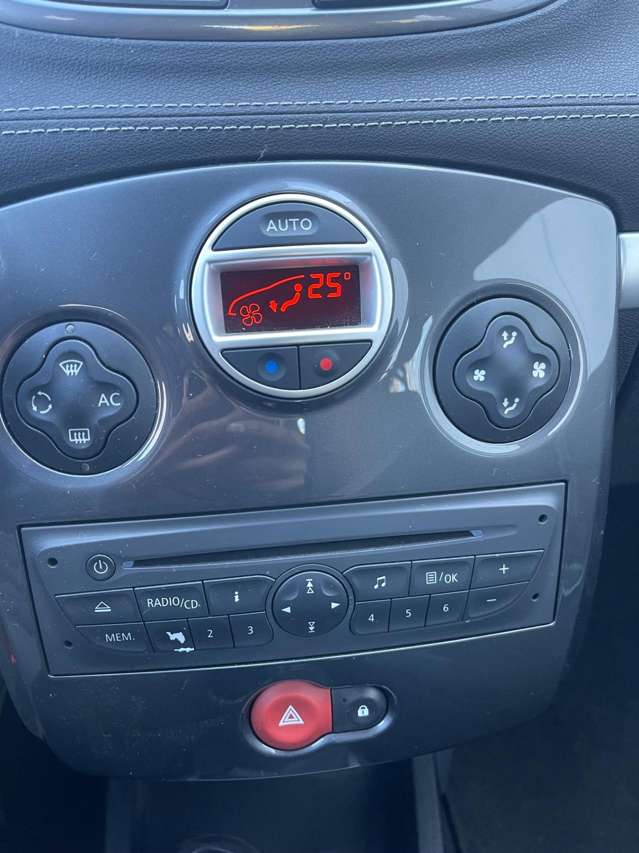 Renault Clio 1.2 16V 5 porte GPL 20th Anniversario