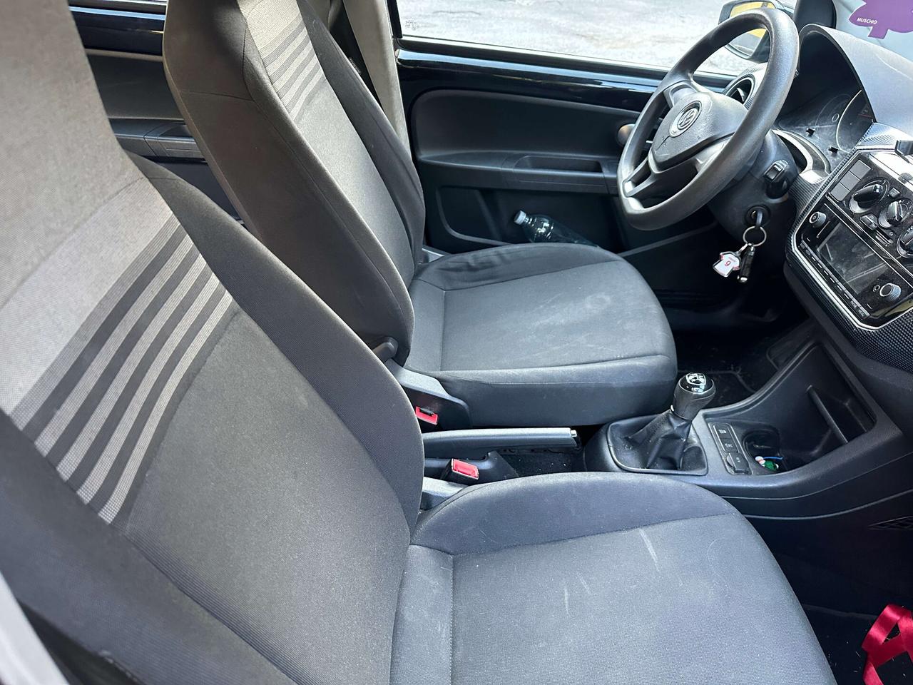Volkswagen up! 1.0 5p. move