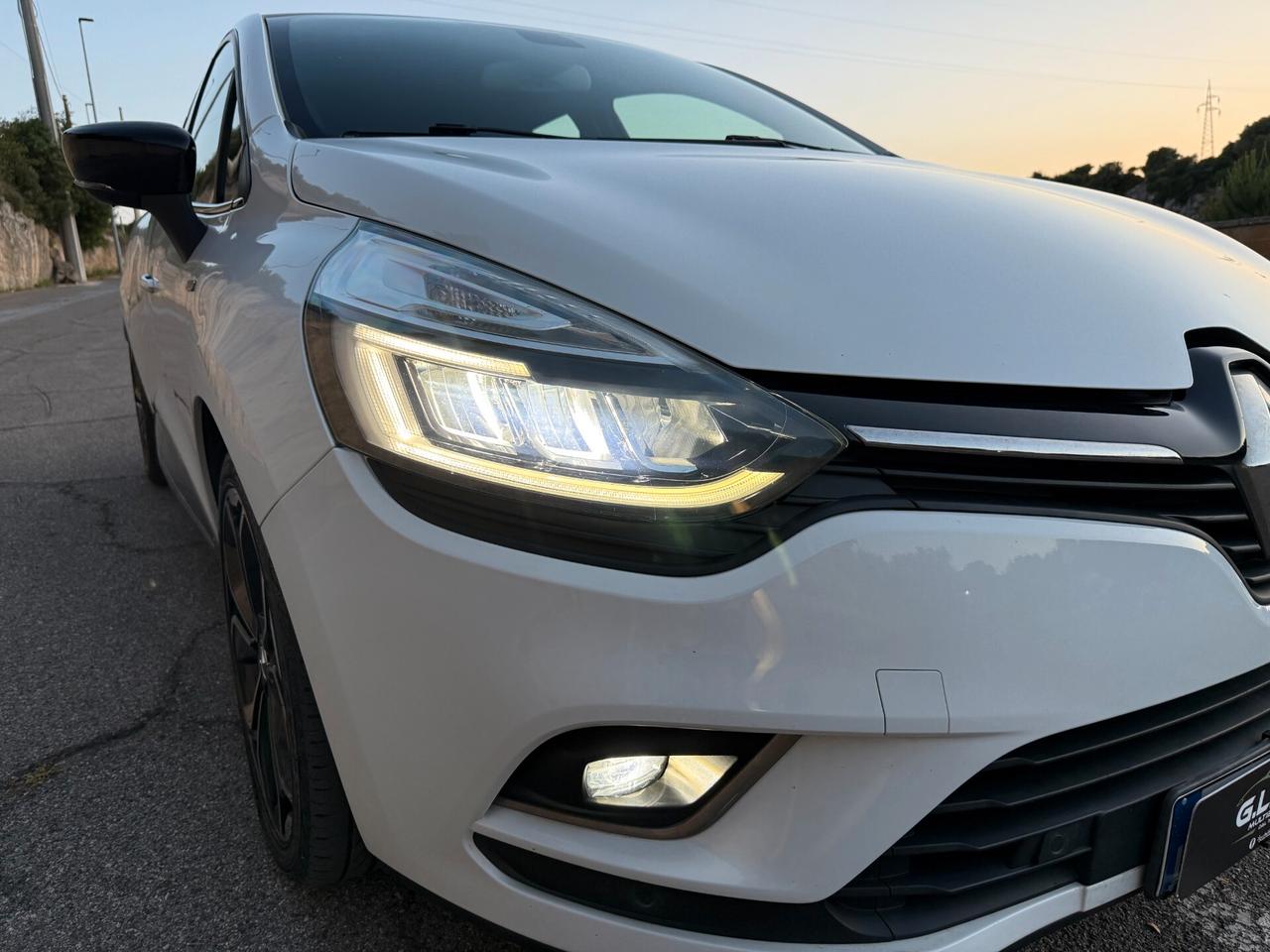 Renault Clio/1.5 75CV/CERCHI 17/FULL LED/RETROCAMERA