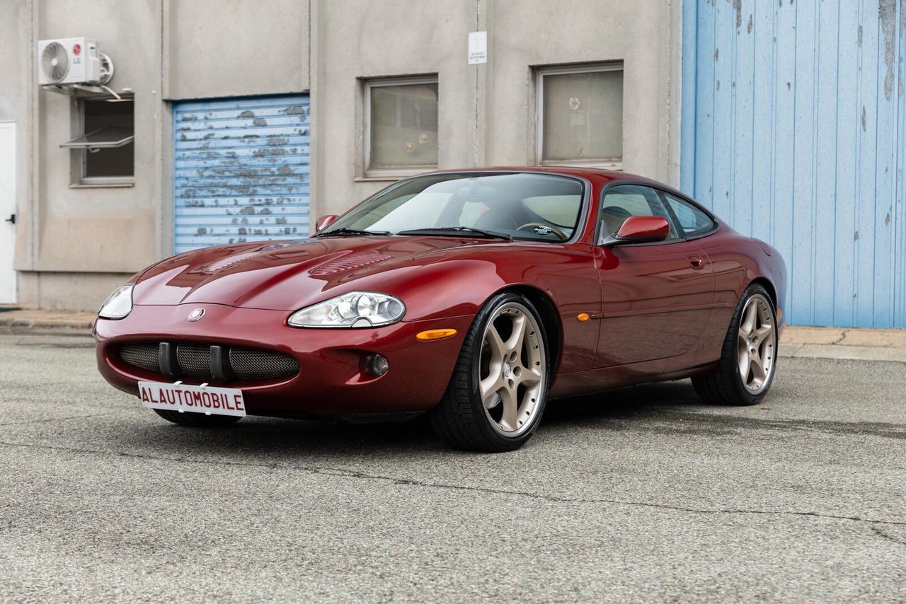 Jaguar XK XKR 4.0 Coupé