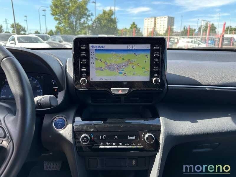 Toyota Yaris Cross 1.5h Business fwd 116 CV e-cvt