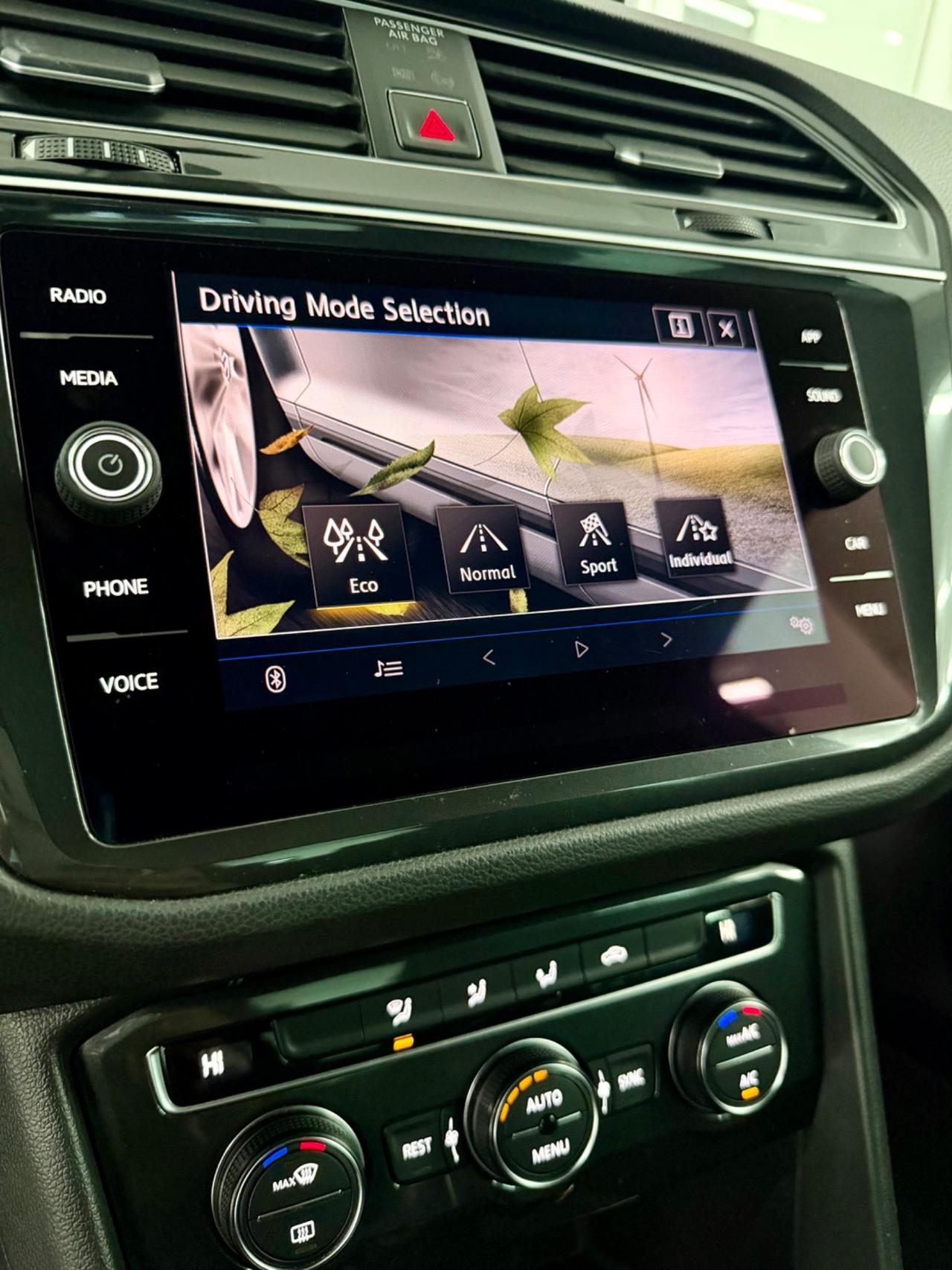 VW Tiguan 2.0 150 CV DSG R-Line FINANZIABILE