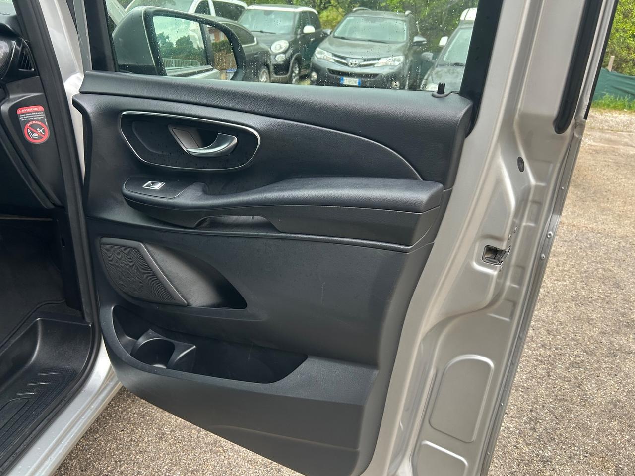 Mercedes-benz V 220 CDI Premium Long