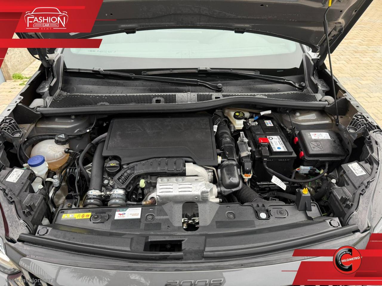 PEUGEOT 2008 PureTech 100 S&S Allure