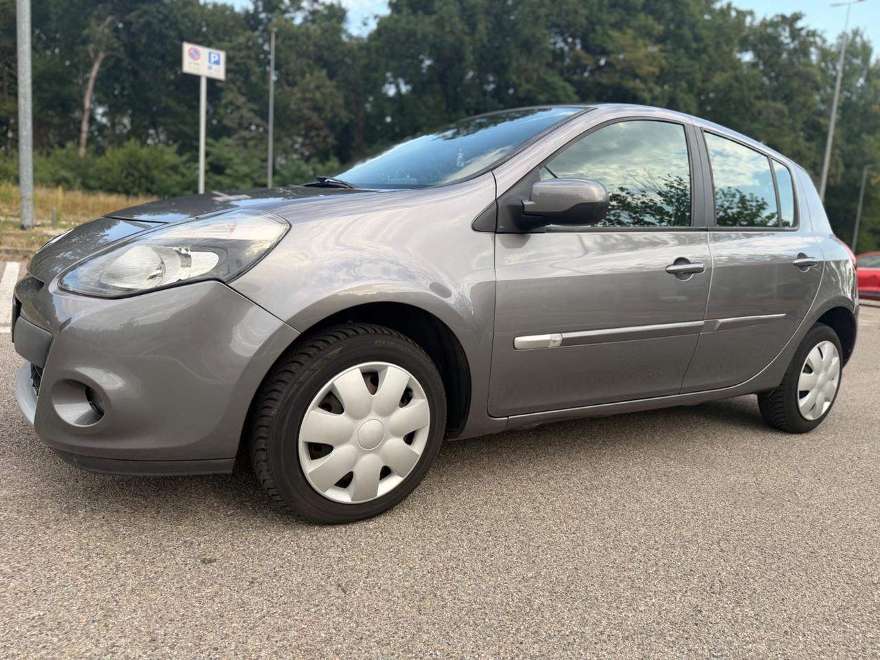 Renault Clio 1.2 16V 5 porte*Neopatentati*