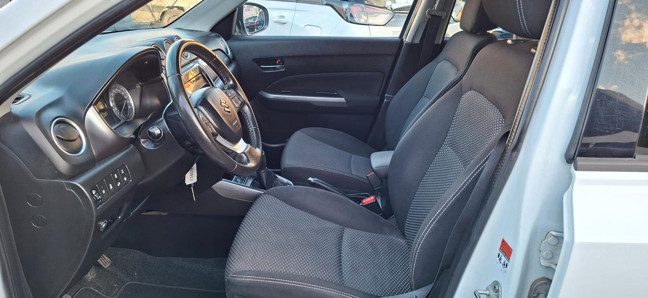 Suzuki Vitara 1.0 Boosterjet 4WD AllGrip Cool B/GPL GANCIO TRAINO