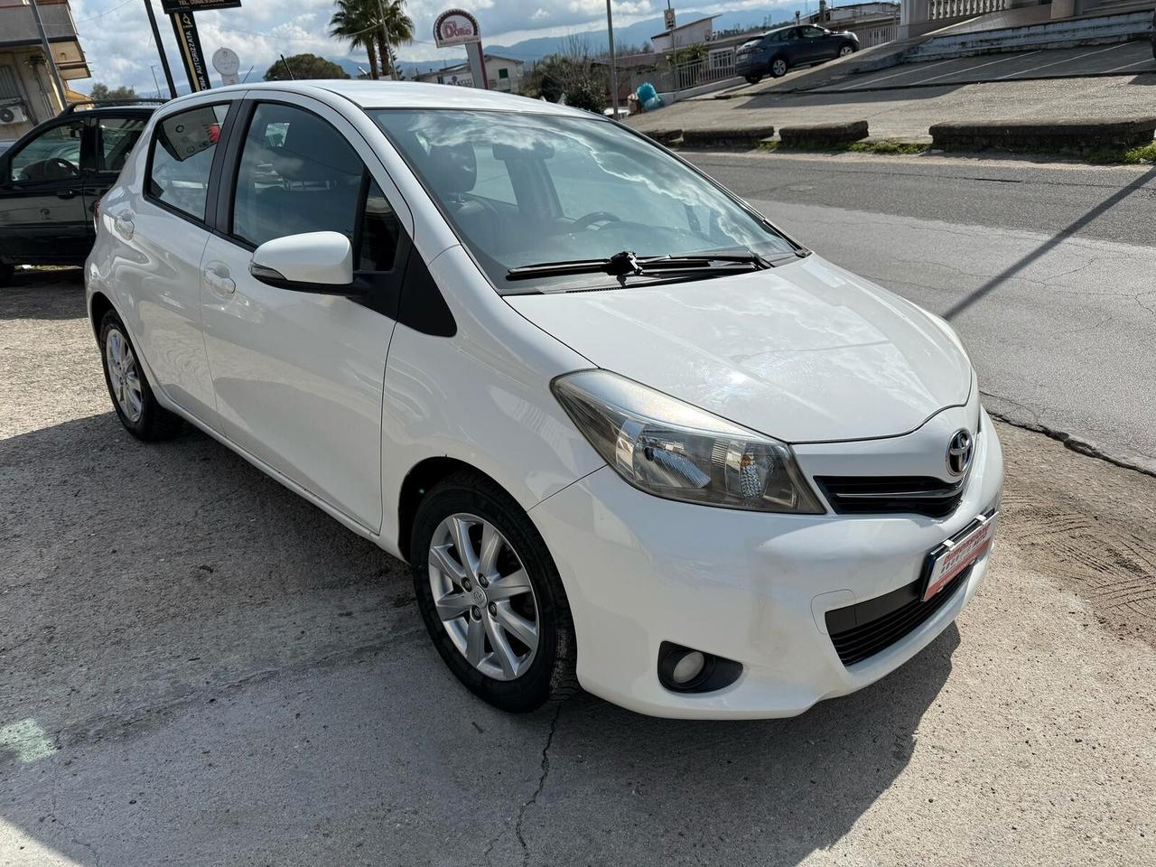 Toyota Yaris 1.4 D-4D DPF 5 porte M-MT Sol