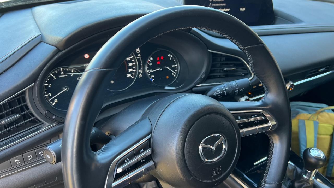 Mazda CX-30 2.0L e-Skyactiv-G M Hybrid 2WD Homura conto esposizione