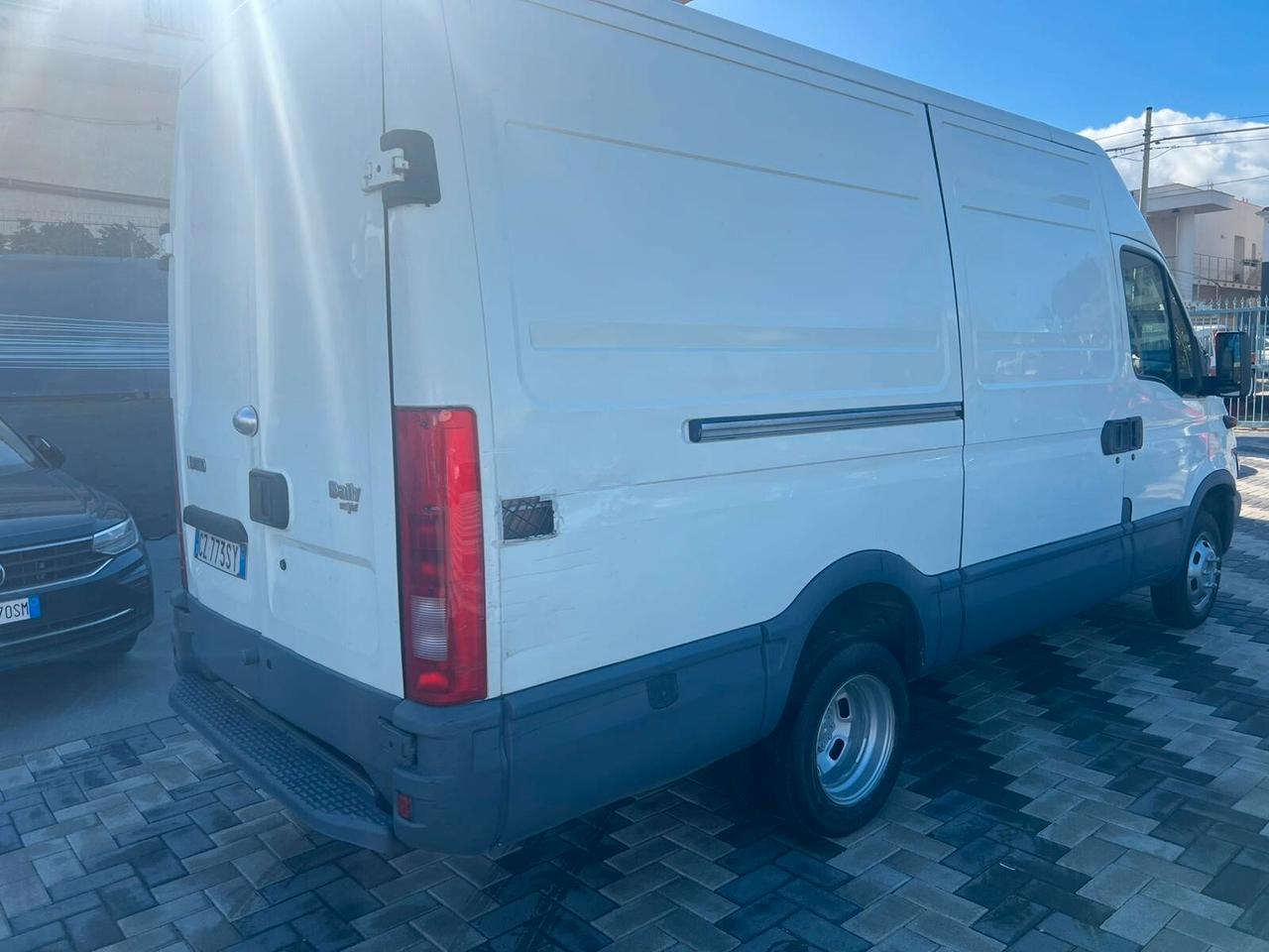 Iveco Daily 35C11 2.8 Diesel