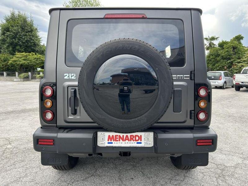 EMC 212 2.0 TGDI 8AT 4WD Adventurer 4X4